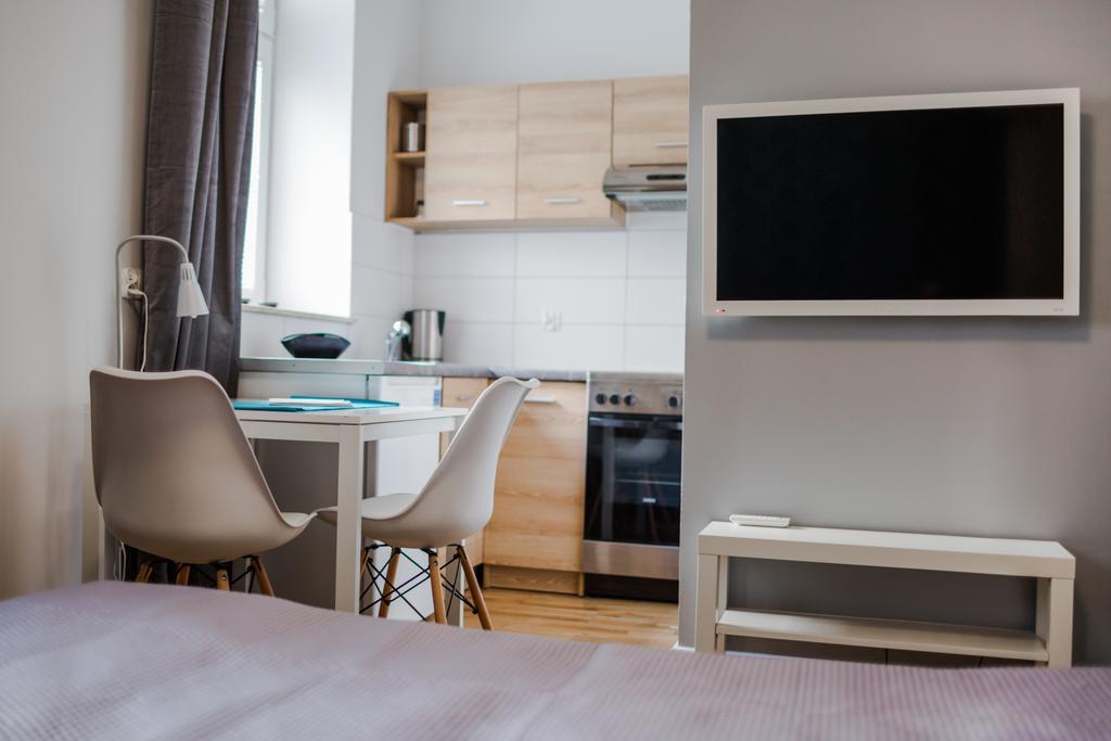 Apartwawel Wroblewskiego Красков Стая снимка